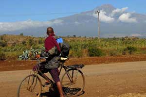 ספארי אופניים וג’יפים בטנזניה
